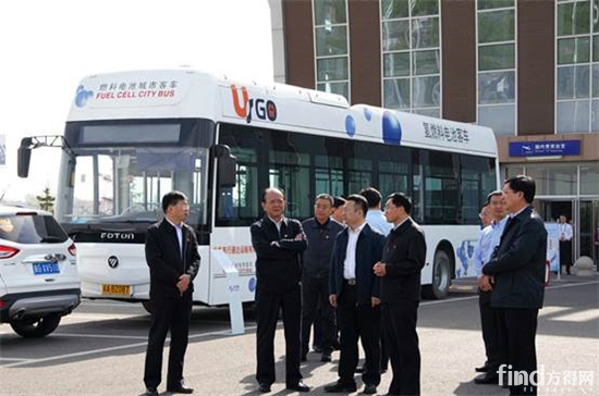 福田12米氢燃料电池公交车