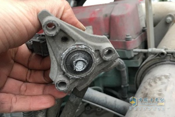 只顾着加尿素而不保养后处理系统是要出问题的! 只顾着加尿素而不保养后处理系统是要出问题的!