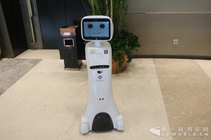 智能机器人.jpg