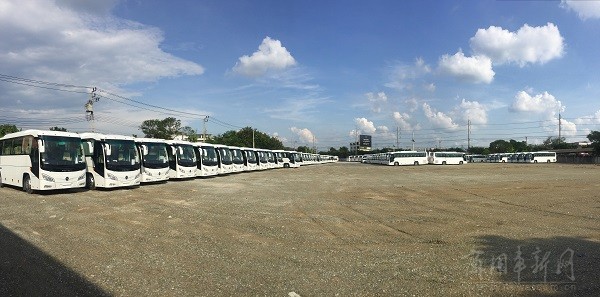 在泰国的福田客车，使用的是玉柴发动机