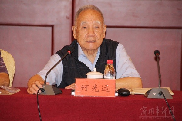 何光远一直对甲醇汽车推广保持着高度关注