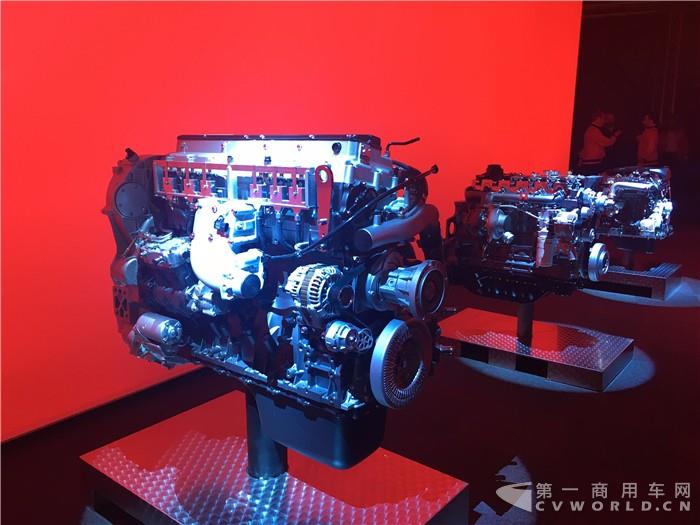 发布会现场的FPT 天然气系列发动机展示