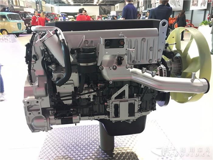 FPT Cursor8 欧六发动机展示