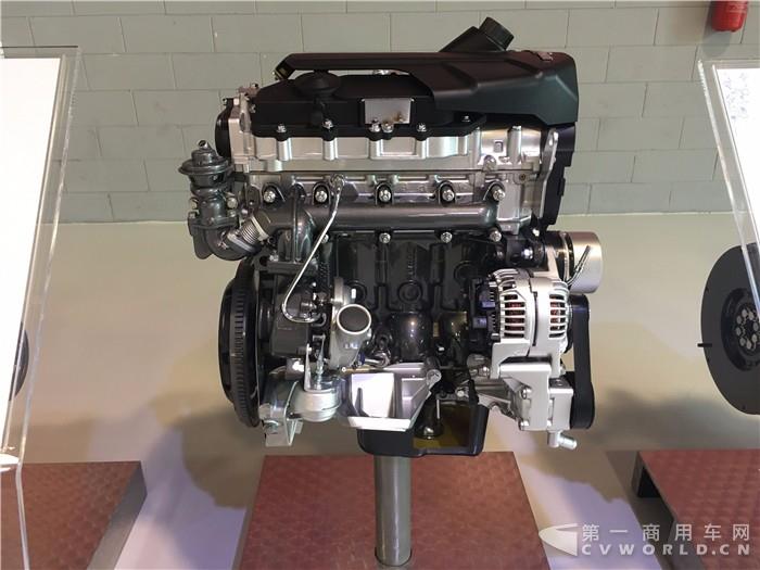 FPT NEF6 欧六中型发动机展示