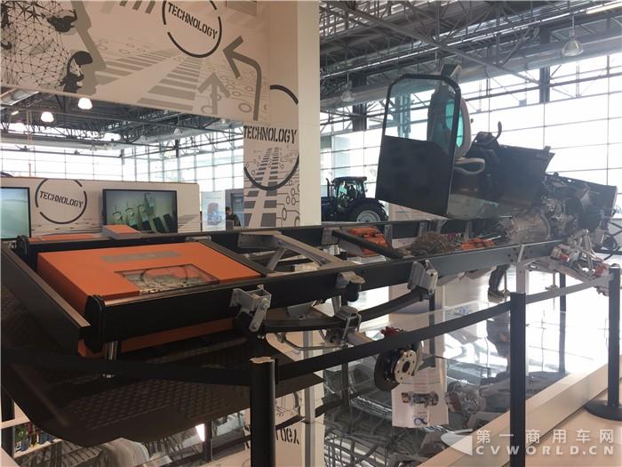 依维柯混合动力车型底盘技术展示