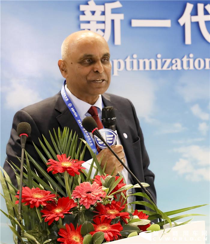 英国皇家工程院 院士Gautam Klalghatgi
