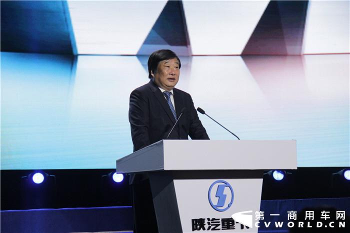 山东重工集团有限公司党委书记、董事长,潍柴动力股份有限公司董事长、CE O,陕西重型汽车有限公司董事长谭旭光 山东重工集团有限公司党委书记、董事长,潍柴动力股份有限公司董事长、CE O,陕西重型汽车有限公司董事长谭旭光