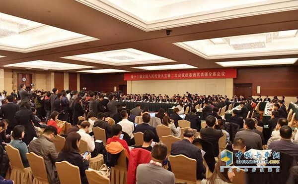 第十三届全国人民代表大会第二次会议山东省代表团全体会议现场 第十三届全国人民代表大会第二次会议山东省代表团全体会议现场