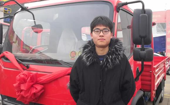 我为搭载潍柴WP2.3N发动机的标准版蓝牌轻卡代言