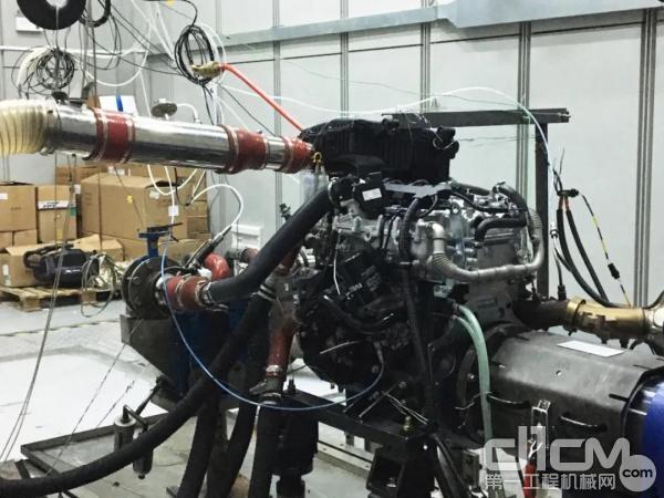 F1C 3.0L发动机1