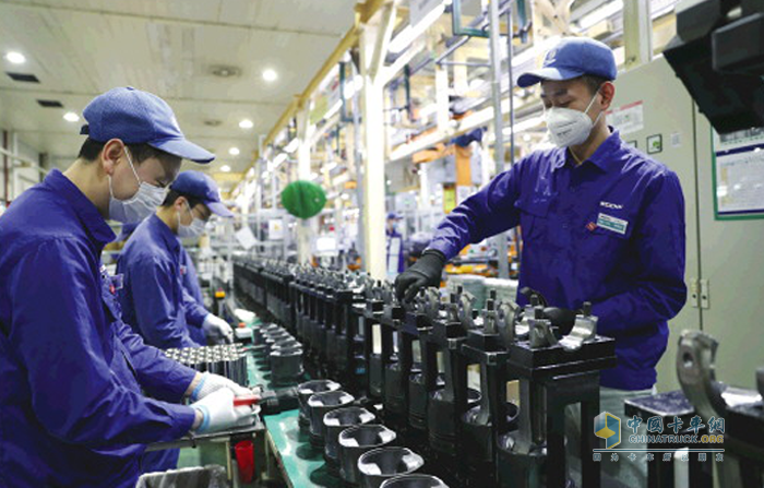 潍柴工厂复工场景